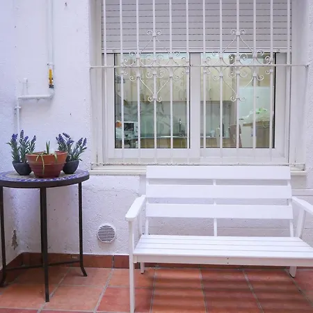 U-nique Sant Eudald Apartman Barcelona